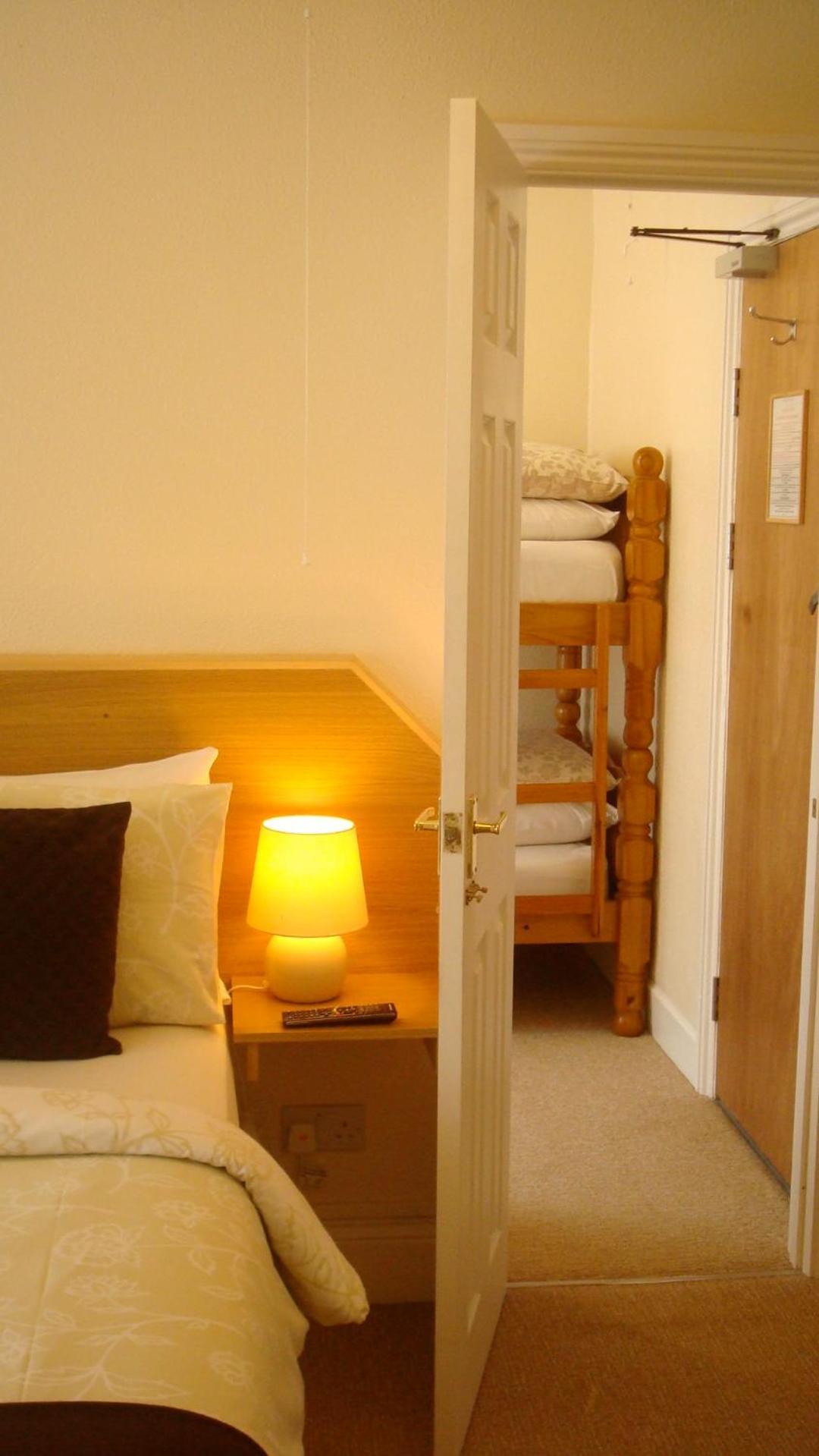 The Trelinda Guest House New Quay Екстериор снимка
